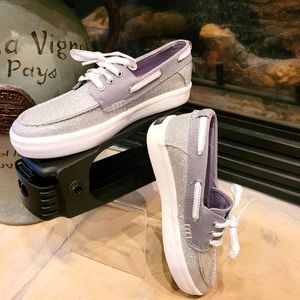 NWOT..Silver and Gray Sperry boat  Sneakers for girls size 4.5
